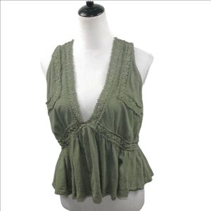 Aerie Army Green Crochet Lace Cropped Tank Blouse Size Large